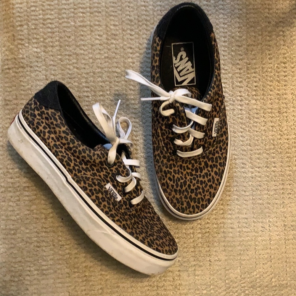 Cheetah vans youth 3 1/2 women’s 5